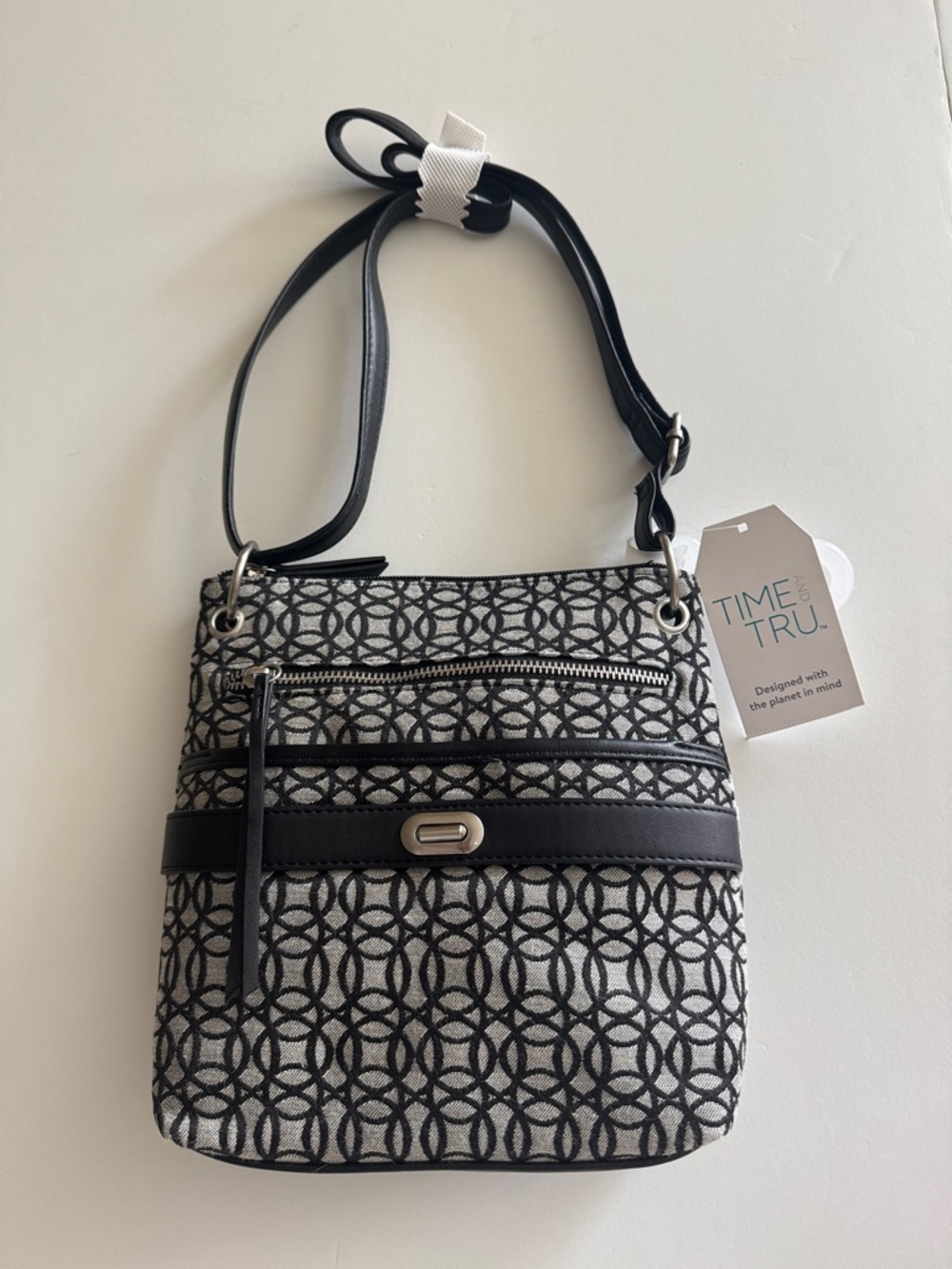 Time and Tru Black and Cream Patterned Crossbody Bag BNWT